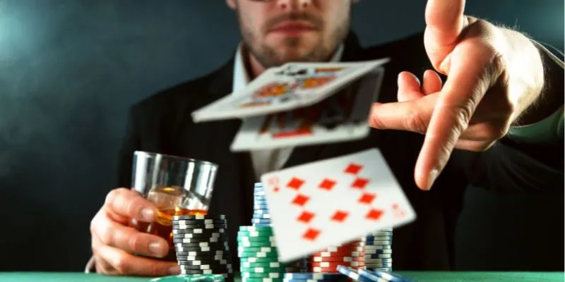 Luật chơi Liêng V7bet cơ bản người mới cần nắm rõ